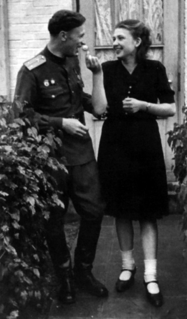 Германия, 1946 г., Юные Юрий и Людмила